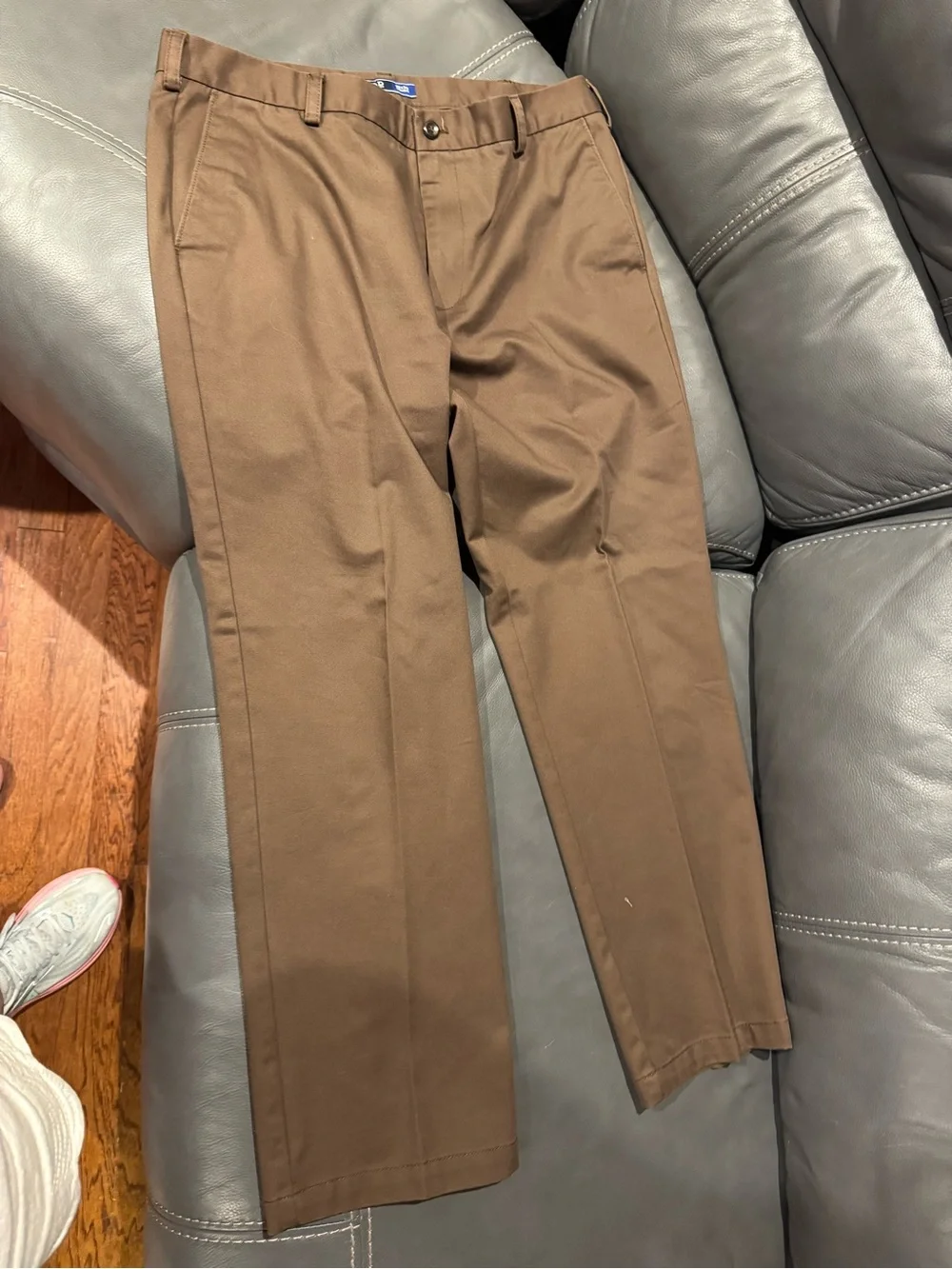 Izod American Men’s Tan Chino Pants Size 36/30